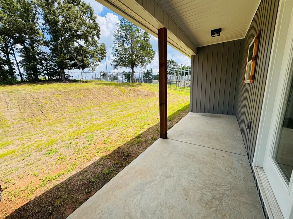 58 Hall St Lexington, TN 38351