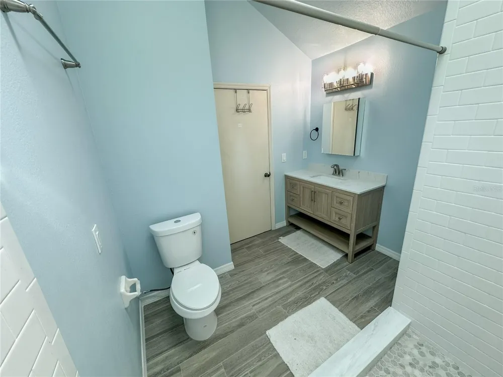 9901 ALOMA BEND LANE Oviedo, FL 32765