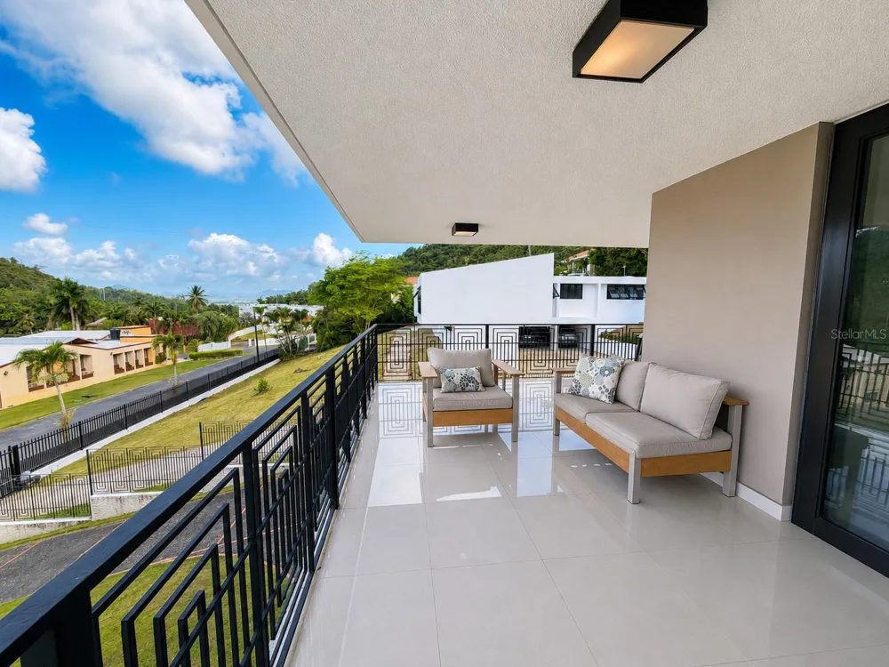 B7 CALLE INDUSTRIA Caguas, PR 00725