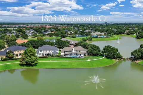 1803 Watercastle Court
