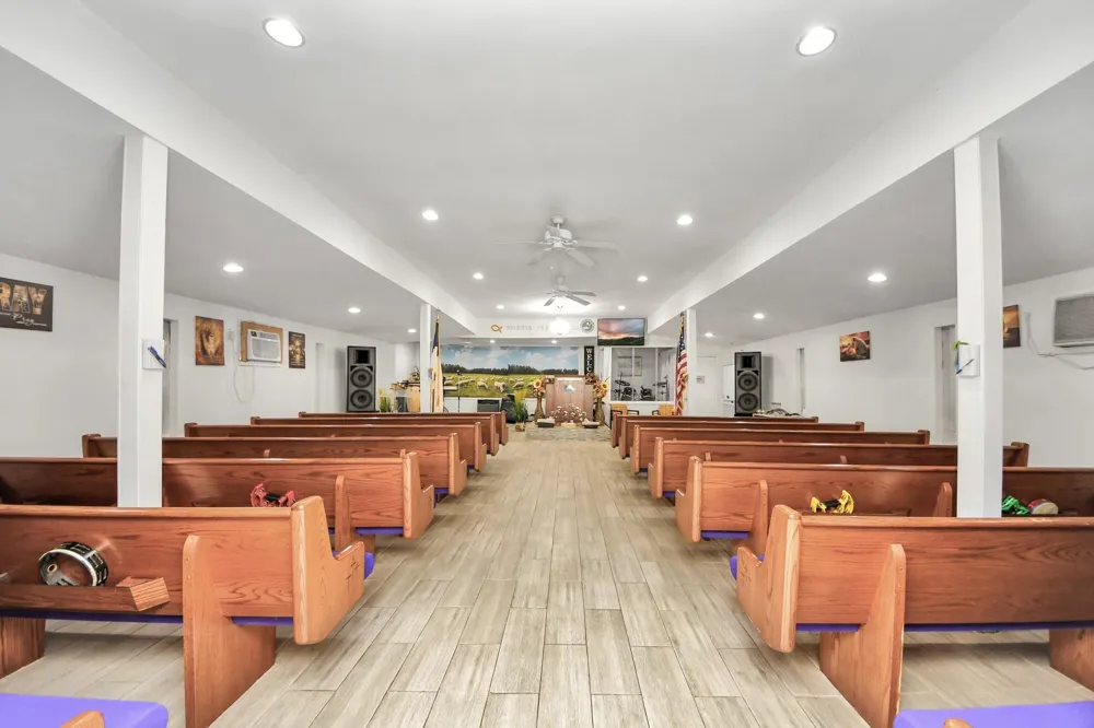 810 Lucky Street Houston, TX 77088