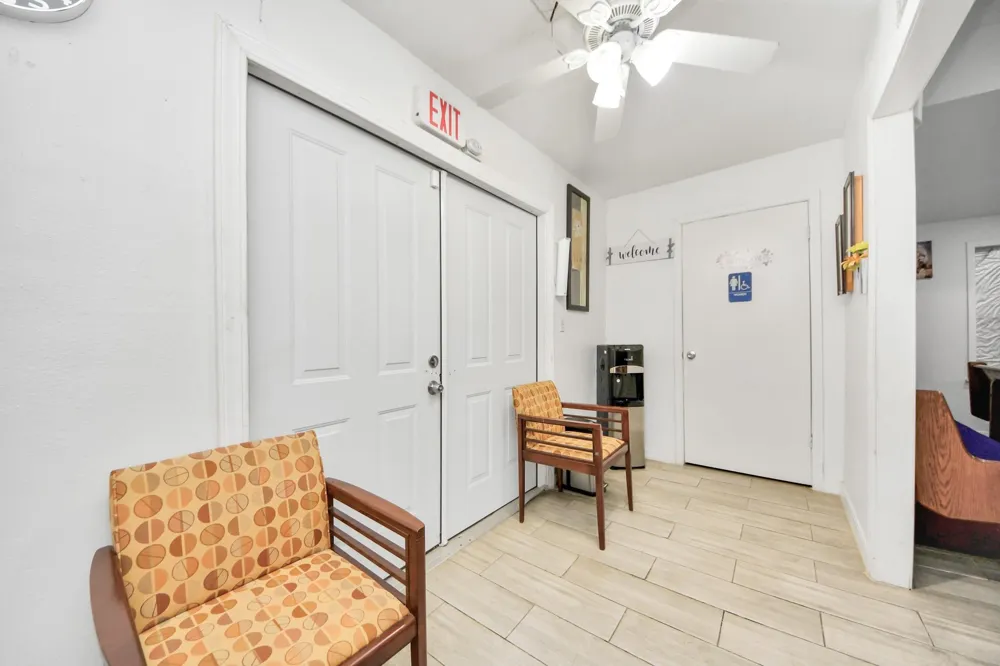 810 Lucky Street Houston, TX 77088