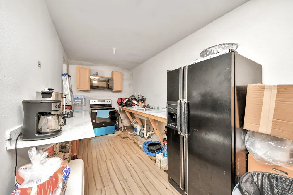 810 Lucky Street Houston, TX 77088