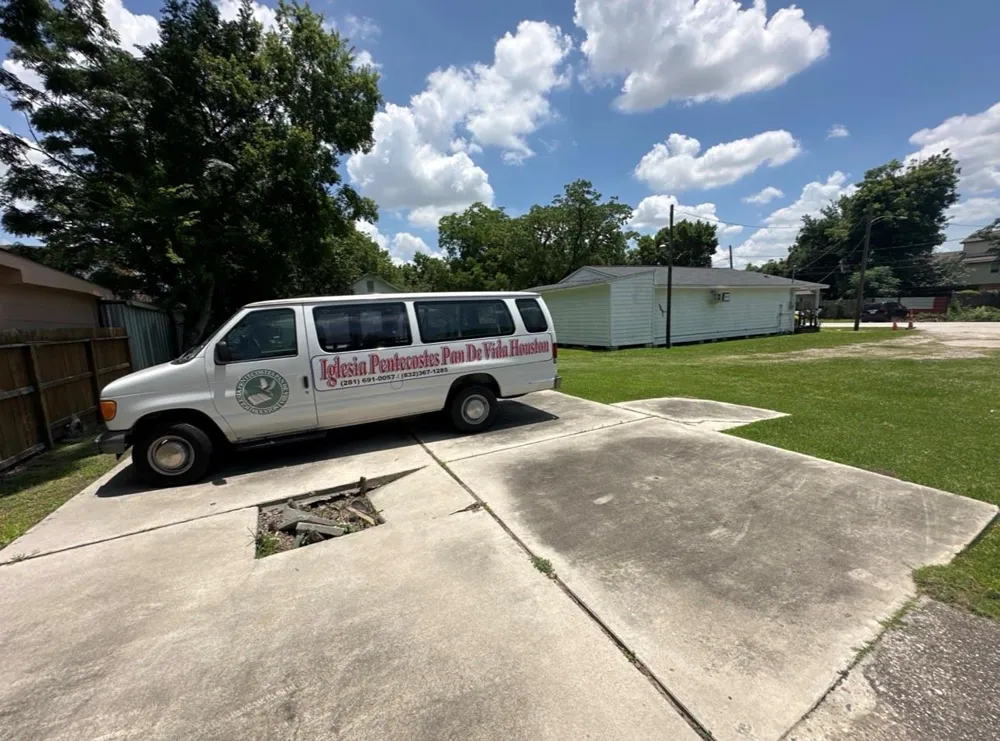 810 Lucky Street Houston, TX 77088