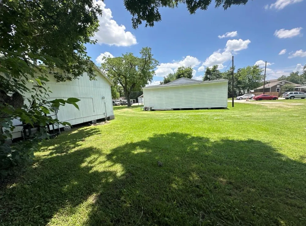810 Lucky Street Houston, TX 77088