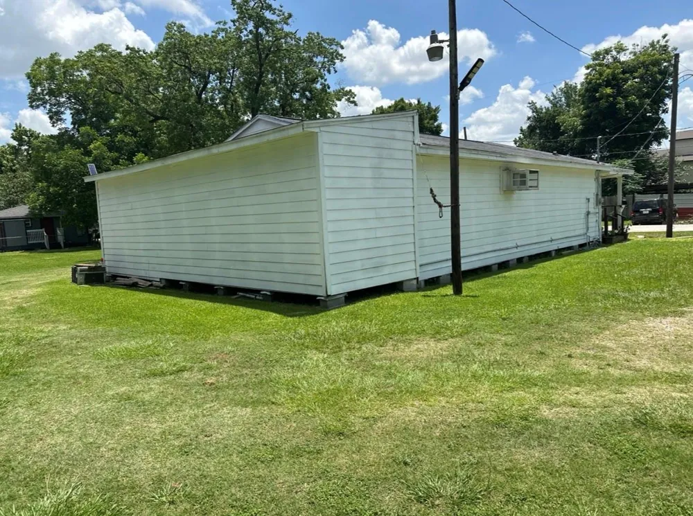 810 Lucky Street Houston, TX 77088