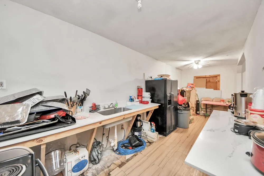 810 Lucky Street Houston, TX 77088