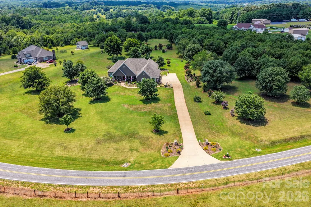 1109 Morningstar Lake Road Forest City, NC 28043