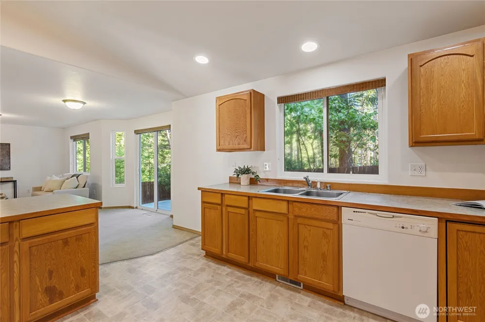 191 E Dalby Road Union, WA 98592