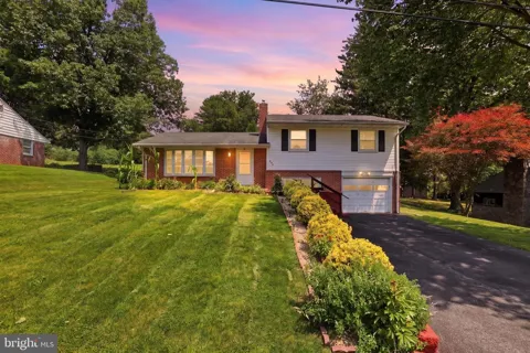 503 FAIRWAY DRIVE