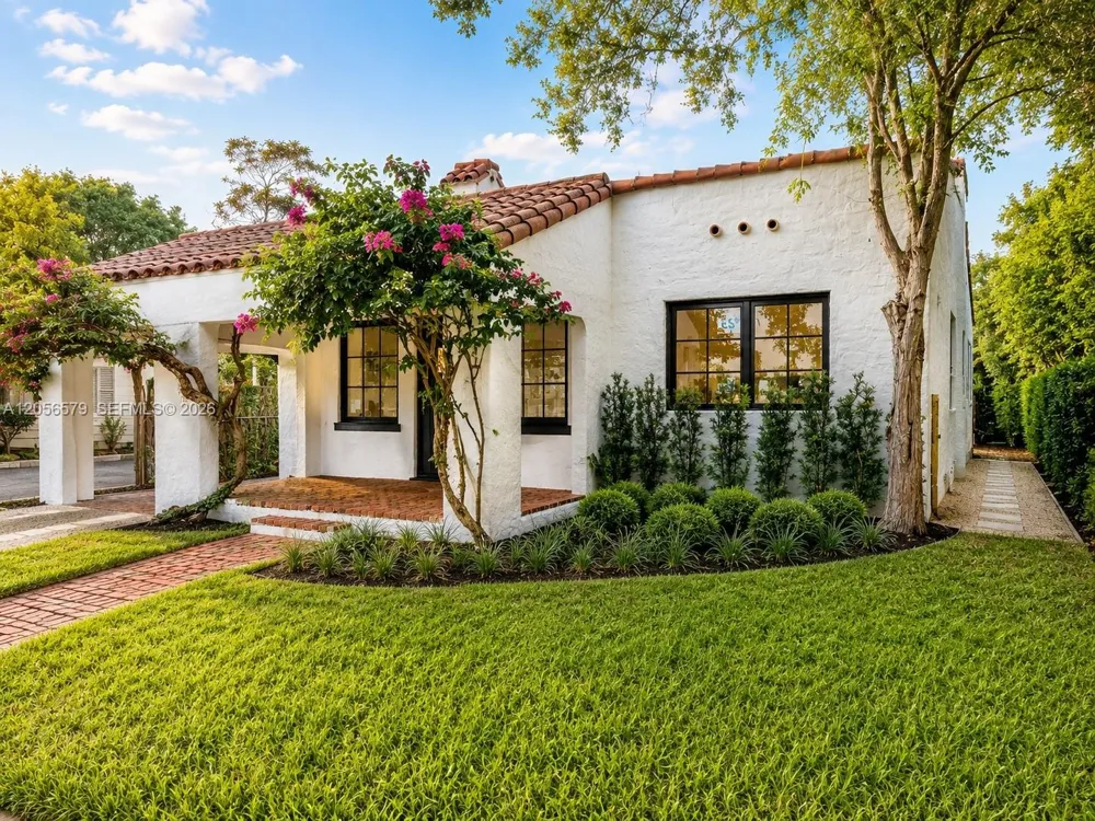 1213 Aguila Ave Coral Gables, FL 33134