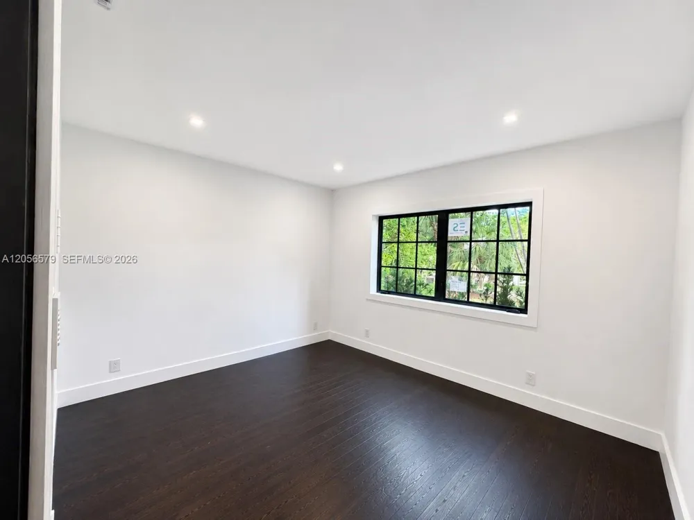 1213 Aguila Ave Coral Gables, FL 33134