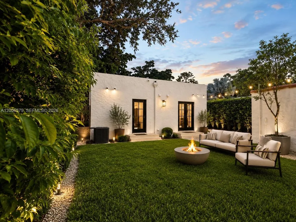 1213 Aguila Ave Coral Gables, FL 33134