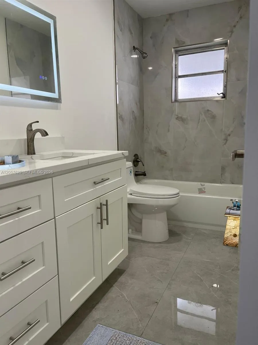 1832 SW 17th St Boynton Beach, FL 33426