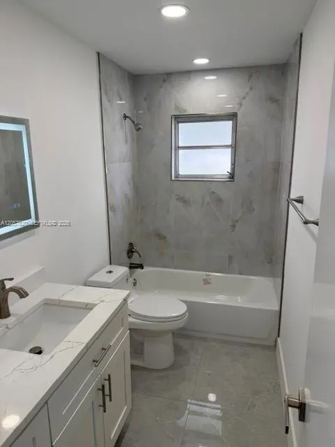 1832 SW 17th St Boynton Beach, FL 33426