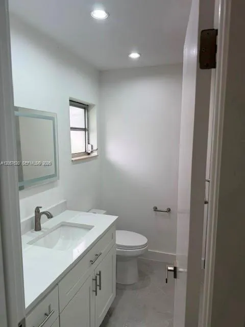 1832 SW 17th St Boynton Beach, FL 33426