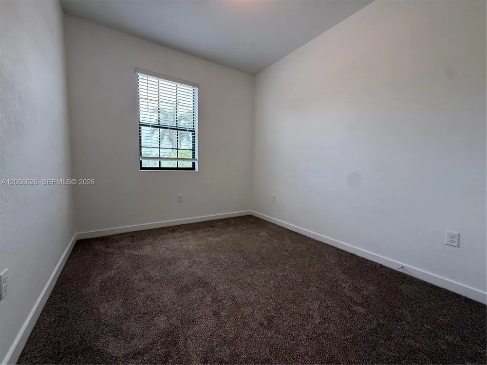 721 SW 11th St Florida City, FL 33034