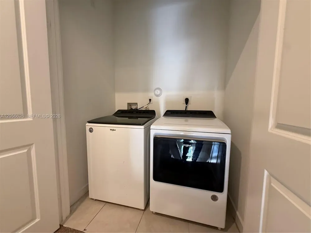 721 SW 11th St Florida City, FL 33034