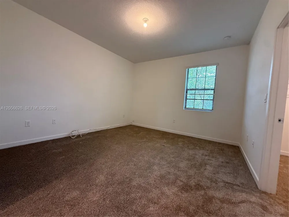 721 SW 11th St Florida City, FL 33034