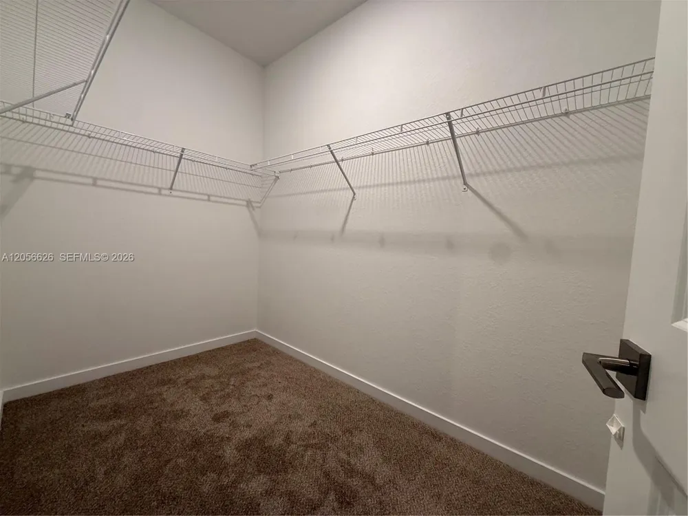 721 SW 11th St Florida City, FL 33034