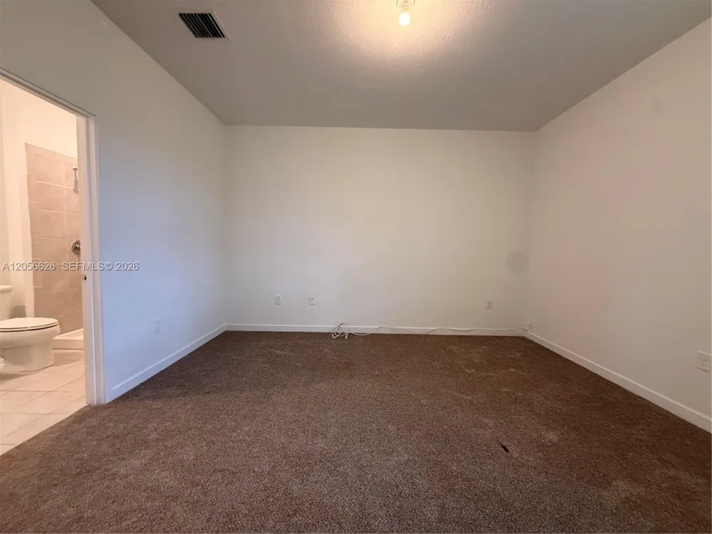 721 SW 11th St Florida City, FL 33034