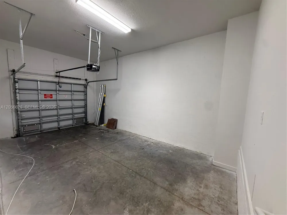 721 SW 11th St Florida City, FL 33034