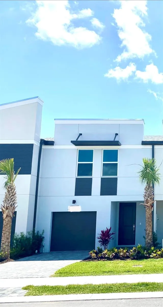 5677 MENTMORE DRIVE #5677 Mangonia Park, FL 33407