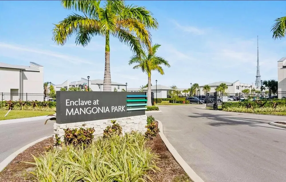 5677 MENTMORE DRIVE #5677 Mangonia Park, FL 33407