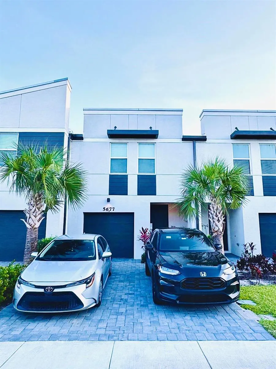 5677 MENTMORE DRIVE #5677 Mangonia Park, FL 33407