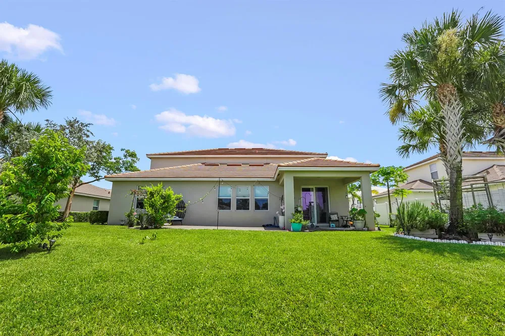 11971 Cypress Key Way Royal Palm Beach, FL 33411