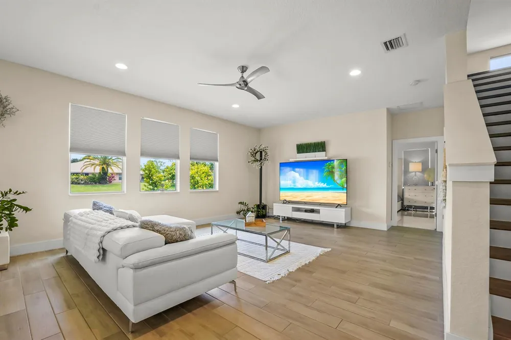 11971 Cypress Key Way Royal Palm Beach, FL 33411