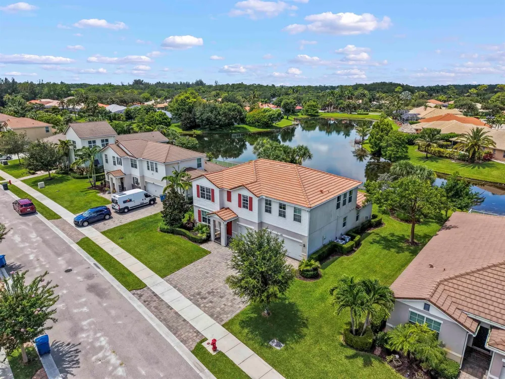 11971 Cypress Key Way Royal Palm Beach, FL 33411