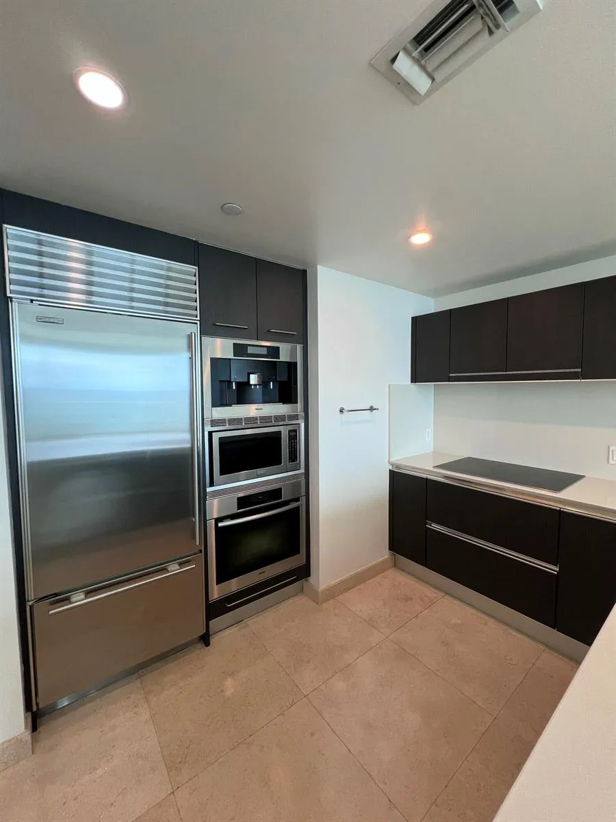 17001 COLLINS AVENUE #1806 Sunny Isles Beach, FL 33160
