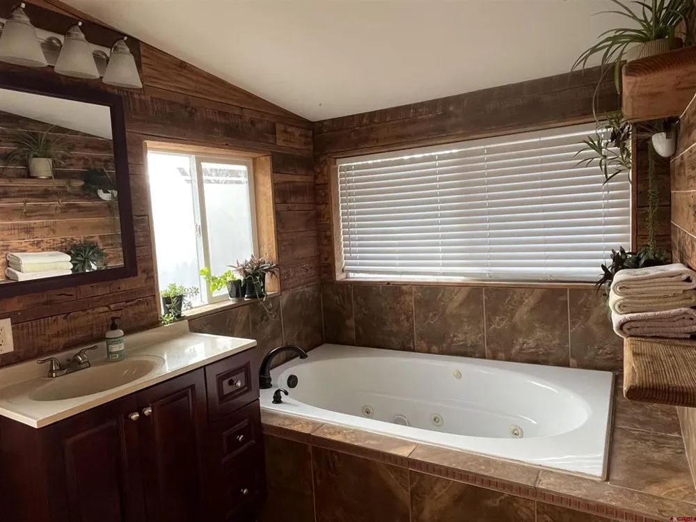 521 Mesa Avenue Montrose, CO 81401