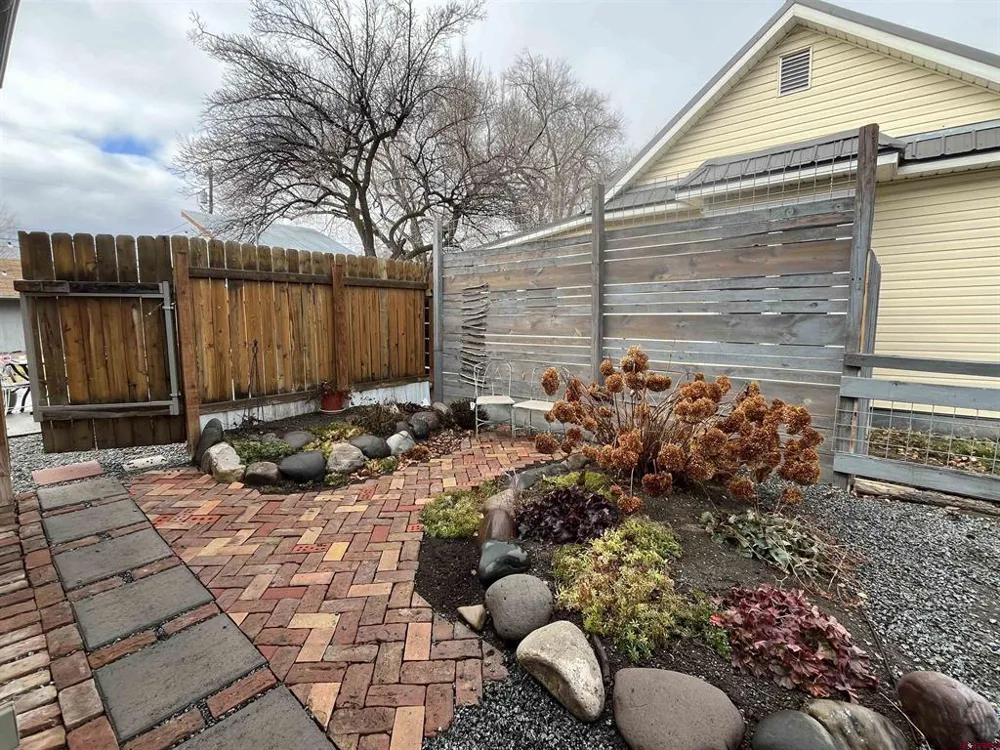 521 Mesa Avenue Montrose, CO 81401
