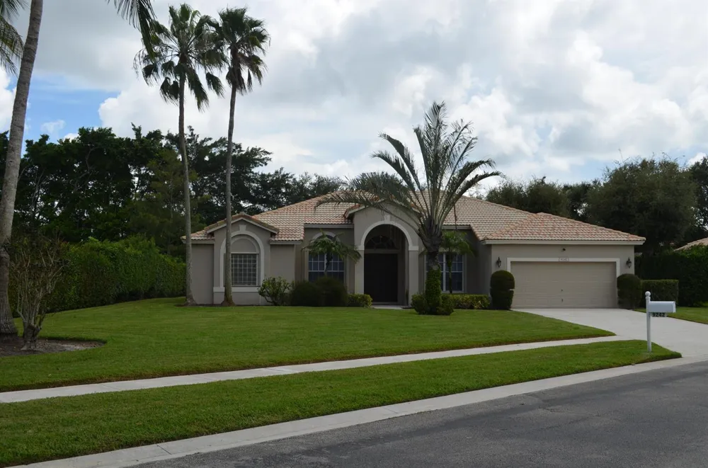 9242 Olmstead Drive Lake Worth, FL 33467
