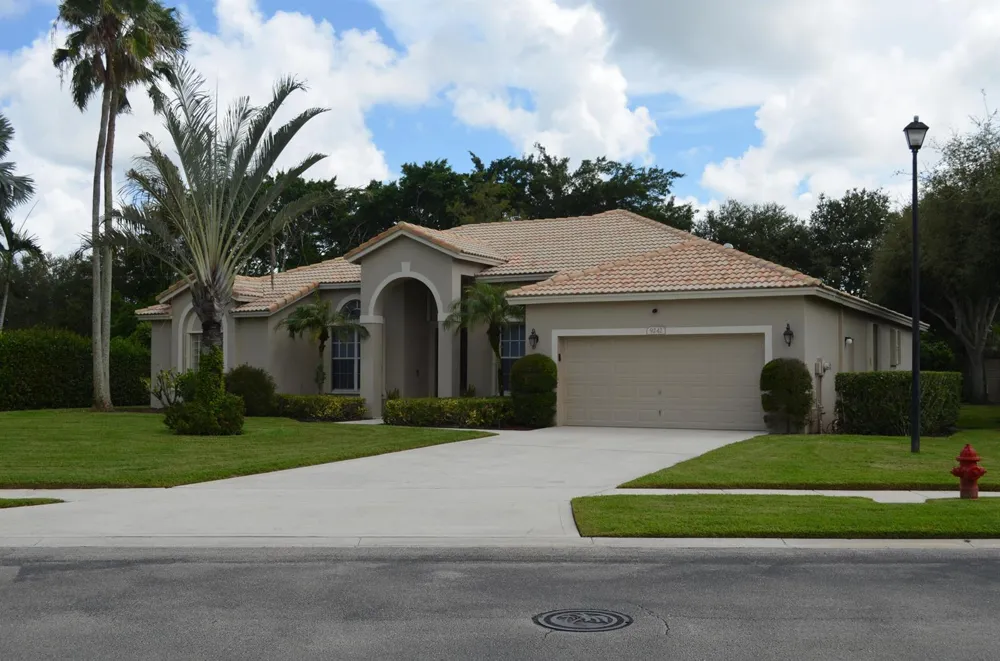 9242 Olmstead Drive Lake Worth, FL 33467