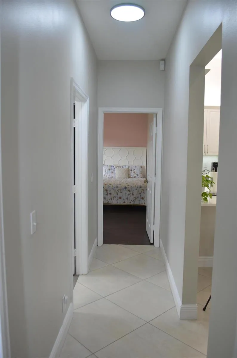 9242 Olmstead Drive Lake Worth, FL 33467