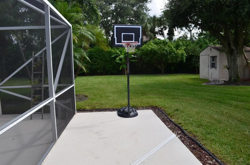 9242 Olmstead Drive Lake Worth, FL 33467