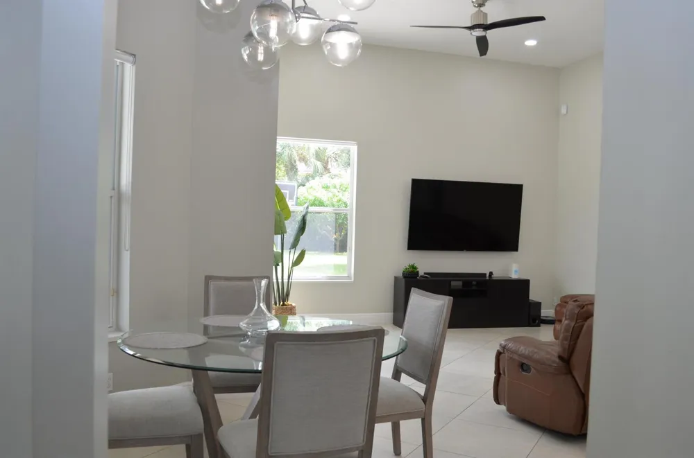 9242 Olmstead Drive Lake Worth, FL 33467