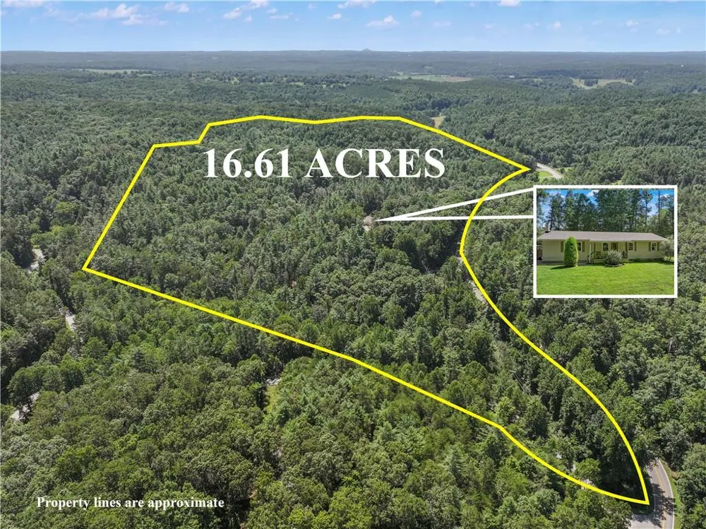 5082 Highway 197 Clarkesville, GA 30523
