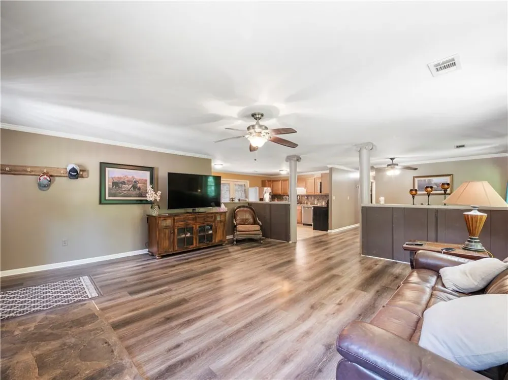 5082 Highway 197 Clarkesville, GA 30523