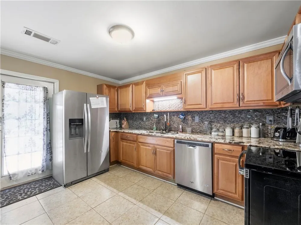 5082 Highway 197 Clarkesville, GA 30523