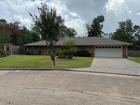 3414 Wooddale Lane