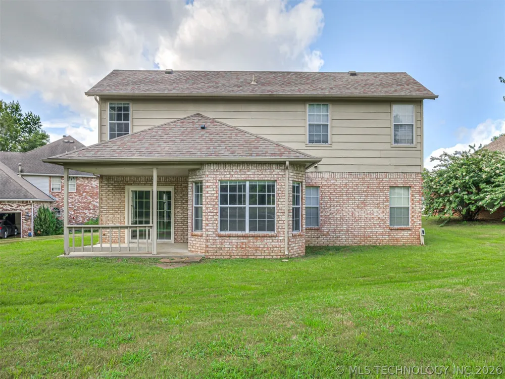 13017 E 93rd Court Owasso, OK 74055