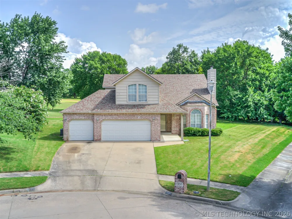 13017 E 93rd Court Owasso, OK 74055