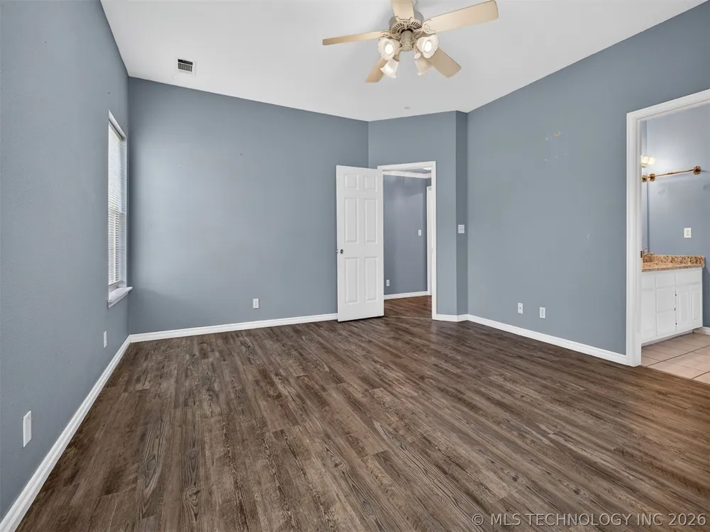 13017 E 93rd Court Owasso, OK 74055
