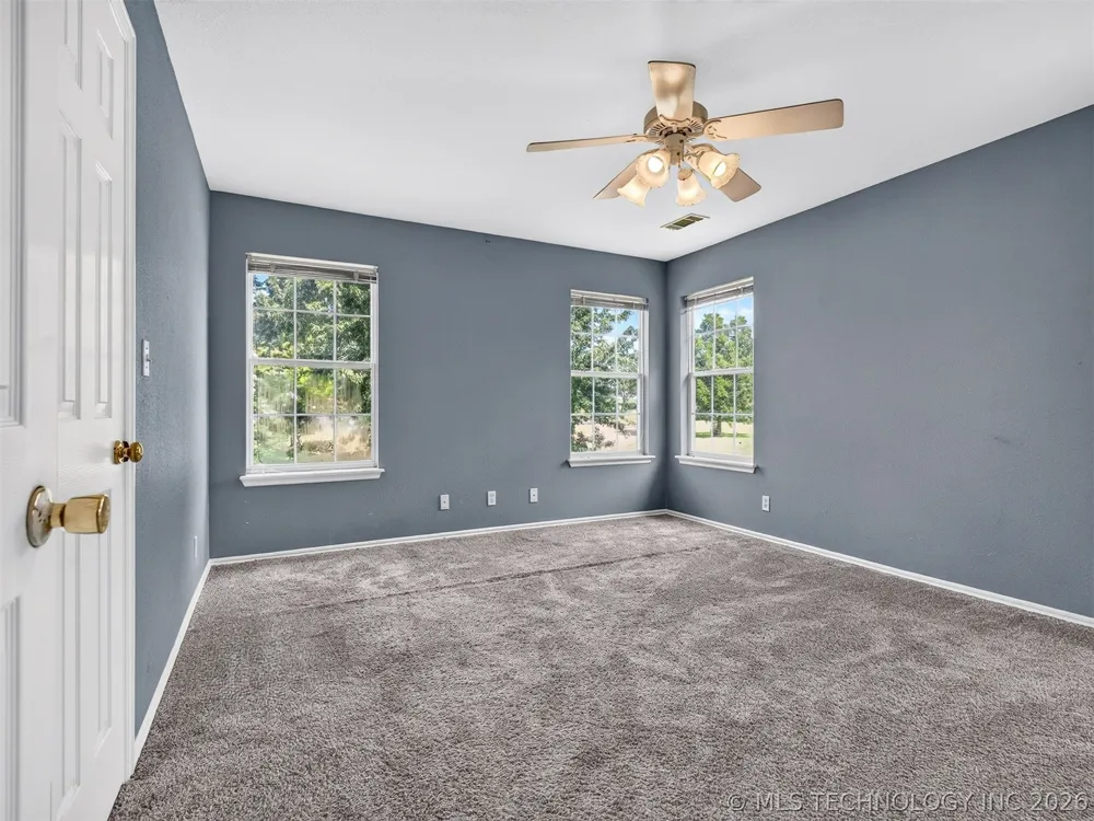 13017 E 93rd Court Owasso, OK 74055