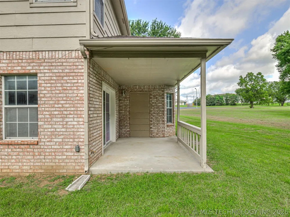 13017 E 93rd Court Owasso, OK 74055
