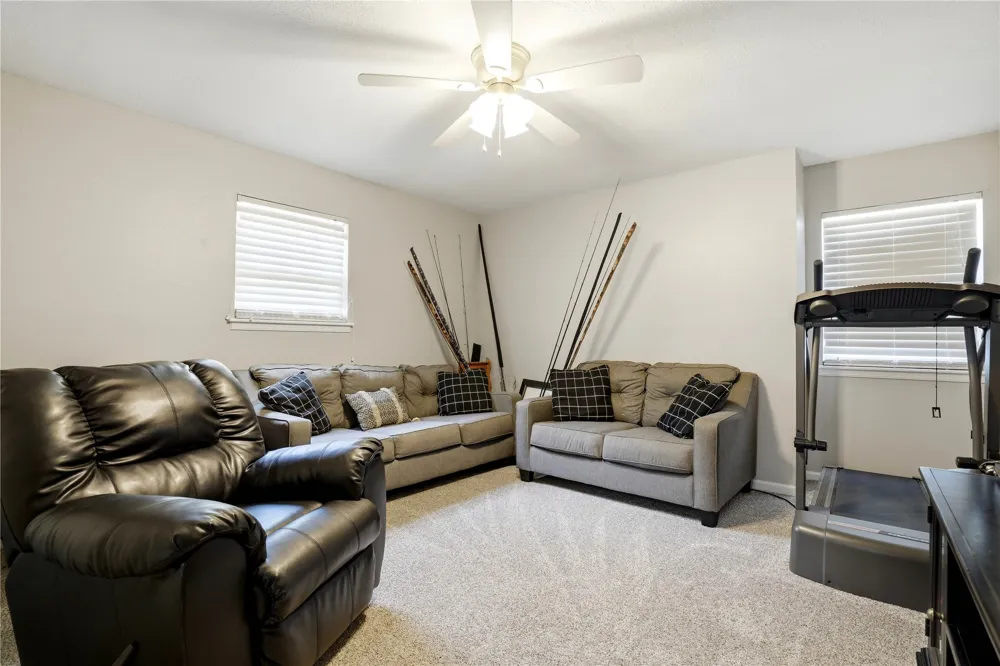 1502 3rd Avenue Warner, OK 74469